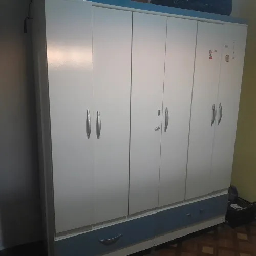 Guarda roupa 6 portas zap *