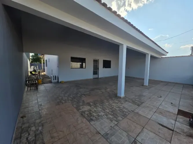 Casa para locação - Condomínio Nova Canaã.