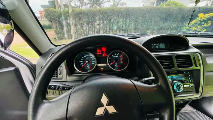Mitsubishi Pajero TR4 2.0 Flex 16V 4X2 Mec. 2014