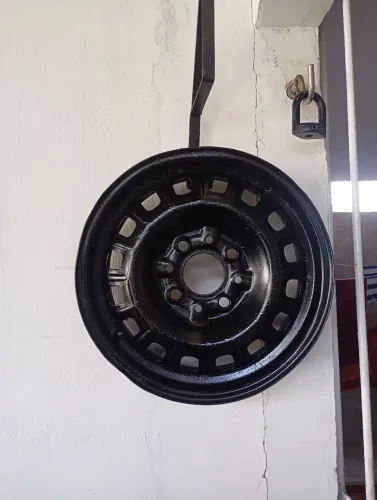 Roda Fiat aro 13