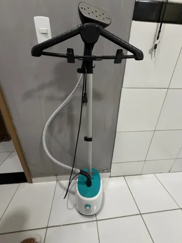 Passadeira de roupas a vapor