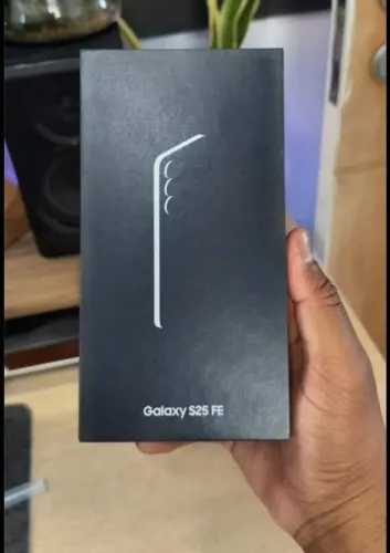 S25 FE 256GB - NOVO