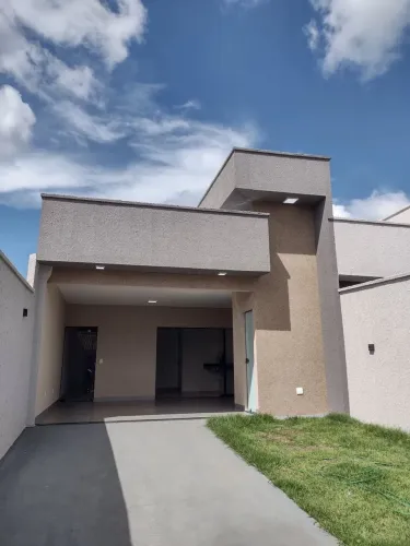 Casa 3 Suites No Garavelo Park