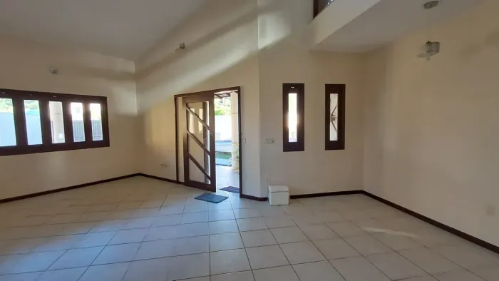 Casa 4 suites Condomínio