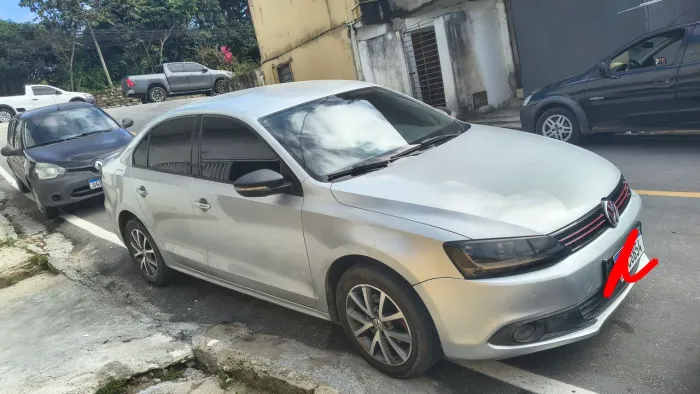 Volkswagen Jetta Comfortline 2.0 T.flex 8V 4P Tipt. 2013