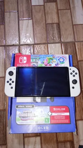 Nintendo switch OLED usado