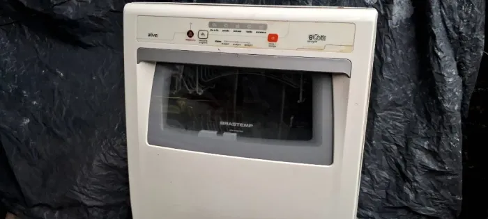 Vendo lava louça Brastemp Ative semi-nova