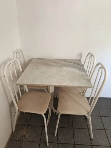 Vende-se