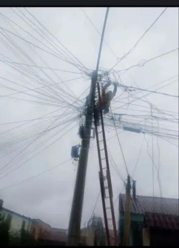 Ceee eletricista poste