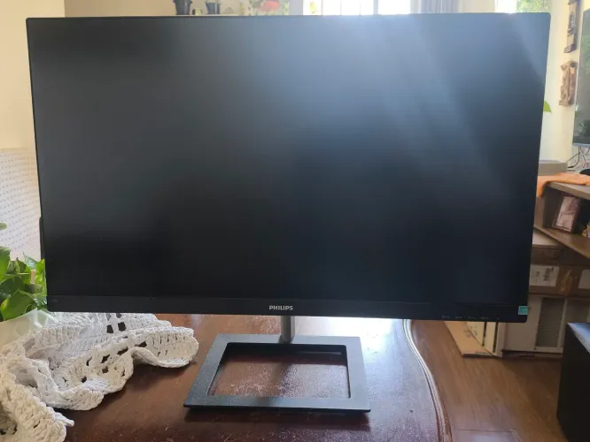 Monitor Philips 27" 4K IPS (Modelo 278E1A)