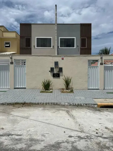 Casa de condomínio para venda possui 76 metros quadrados com 2 quartos