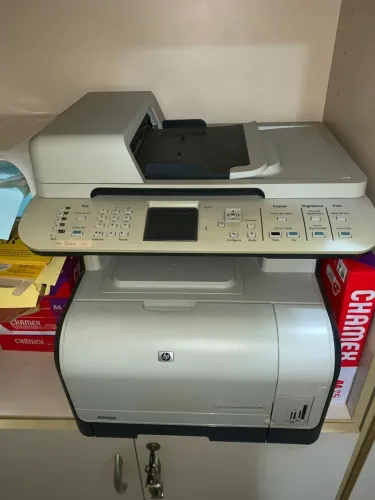 Vendo Multinacional HP Color Laser Jet CM1312
