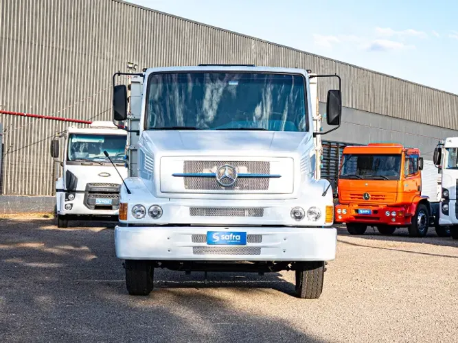Mercedes Benz 1620 4x2 2000