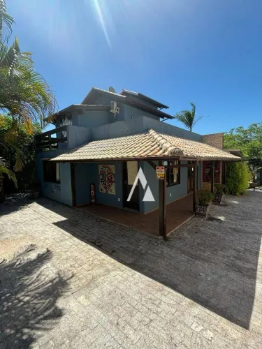 Casa dos Mosaicos: Charme e Espaço na Praia do Rosa, 231 m² por R$ 2.990.000 - Praia Do Ro