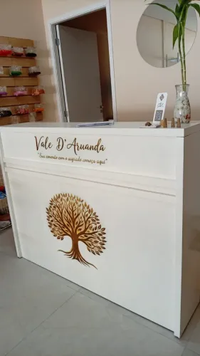 Vendo móveis para loja novos 2 meses de uso