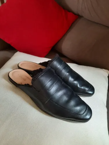 Mule em couro legítimo tam 37