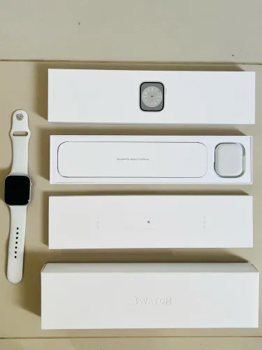 Apple Watch Series 8 | 45mm | GPS + Cellular | Silver Aluminum Case