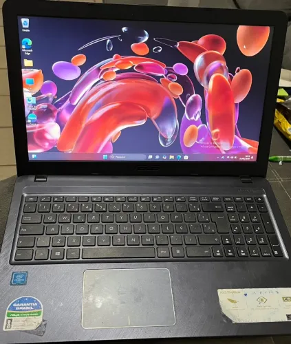 Notebook Asus seminovo