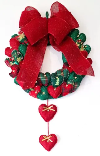 guirlanda de natal patchwork tecido corações