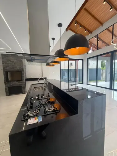 CASA À VENDA | CONDOMÍNIO VILLAGIO I CHAPADA DOS GUIMARÃES codigo: 366903
