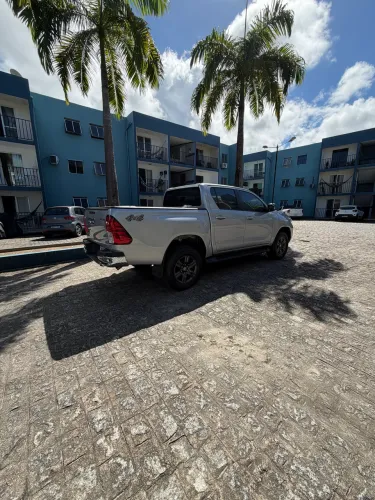 Toyota Hilux CD SR 4X4 2.8 TDI Diesel Aut. 2025