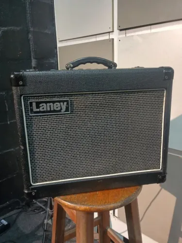 Amplificador de guitarra Laney LG35R