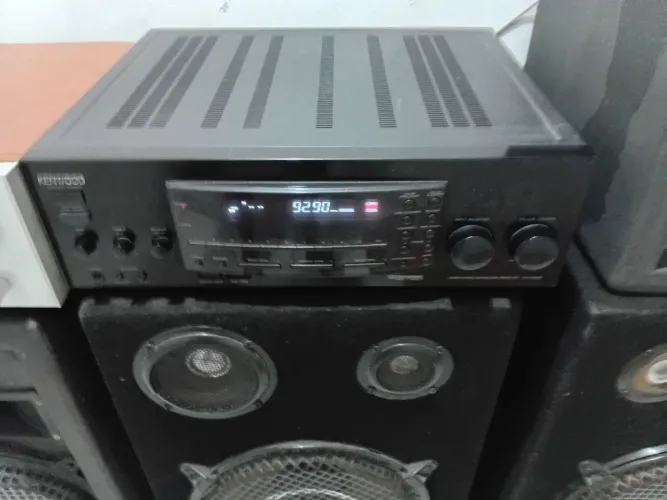 Receiver do Home Teacher Kenwood KR-V5580 sem controle remoto 