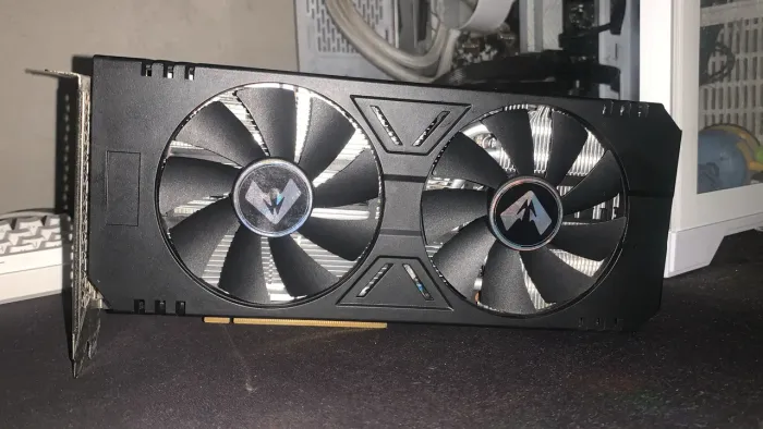 Vendendo placa de vídeo RX590