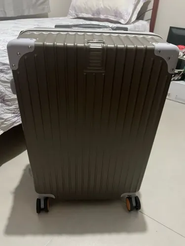 Mala média 23kg