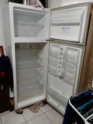 Vendo Geladeira Duplex Electrolux Air Flow Sustém DC 47