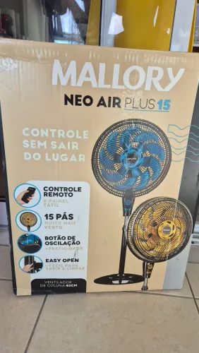 Ventilador Mallory de Coluna New Air Plus 15 com Controle Remoto 15 Pás Preto/Cinza 127V