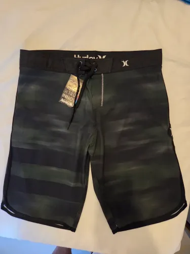 Bermuda camuflada Surf Nova