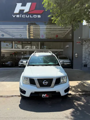 Nissan Frontier SV Attack CD 4X2 2.5 TB Diesel 2014