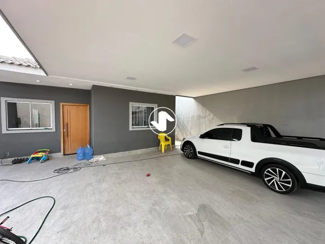 CASA À VENDA NO CONDOMINIO SÃO JOSÉ, 3 QUARTOS(1 SUÍTE), 4 VAGAS, 250M², DISTRITO INDUSTRI