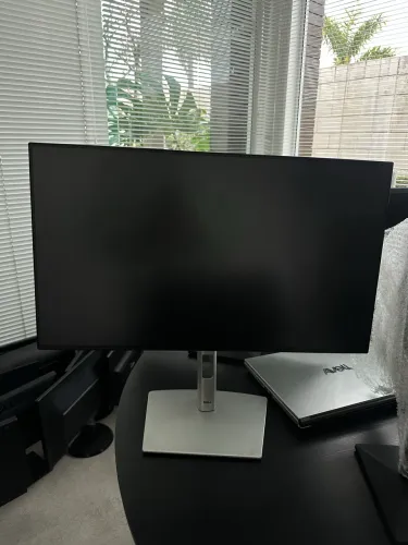 Monitor 23/24 e 27? Dell Phillips Samsung e LG