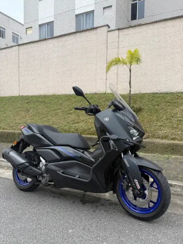 X MAX 300 ABS 2026 2.300 KM APENAS