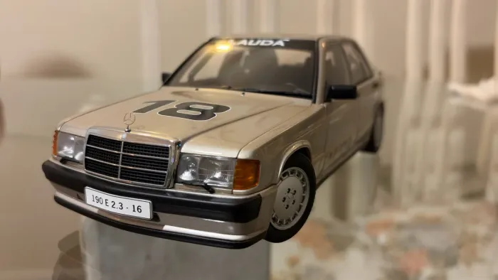 Miniatura 1/18 1:18 AUTOart Mercedes-Benz 190 E 2.3-16 Nürburgring 1984