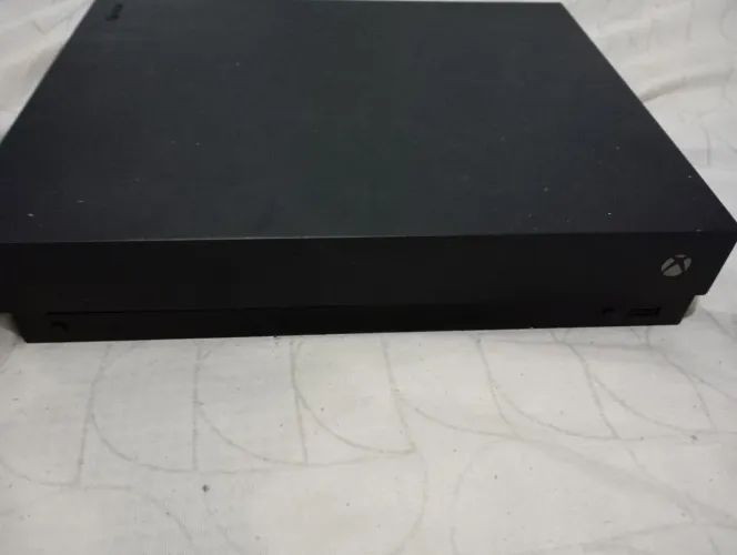 Vendo xbox one x 