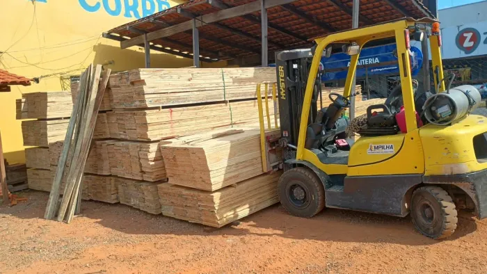 Locação de empilhadeira