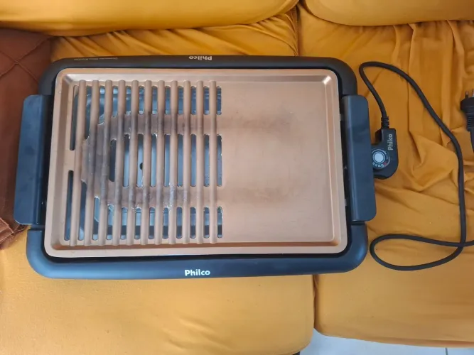 Churrasqueira elétrica Philco