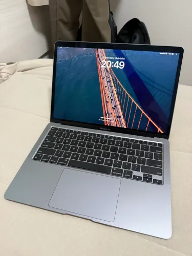 MacBook Air M1 256GB 8GB