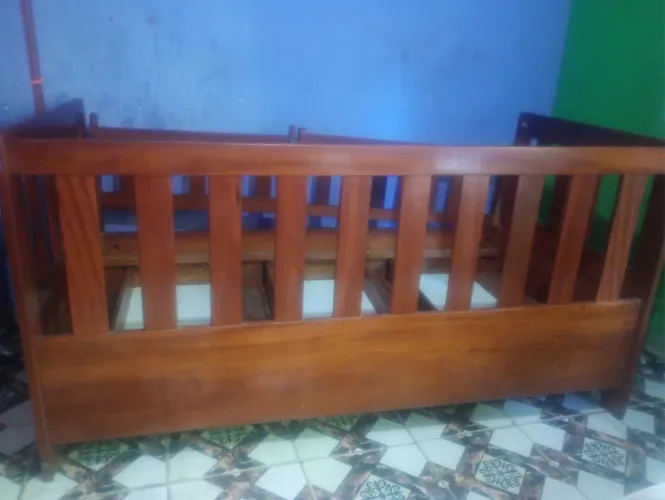 cama berço com gavetas