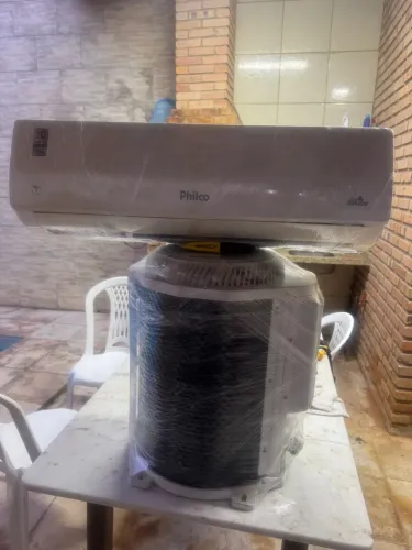 Vendo 1400 ar condicionado inverter semi novo 