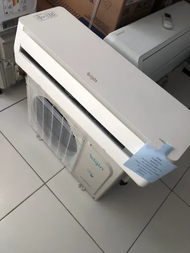 Elgin 12.000 btus inverter 1.500,00