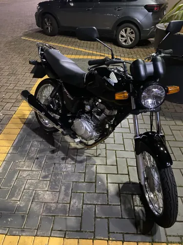 Vendo 150 es  2008