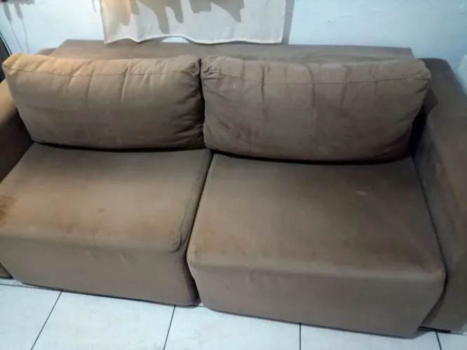 Sofá cama de camurça origina de três lugares l 