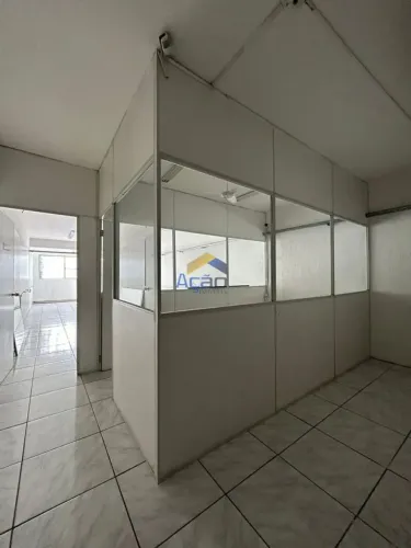 Sala Comercial para locação com 700m² no Centro de Itajaí/SC