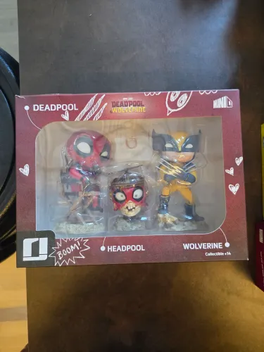 DEADPOOL HEADPOOL WOLVERINE MINICOS IRON STUDIOS