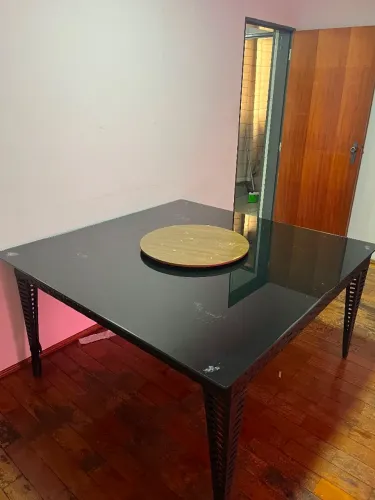 Mesa quadrada vidro 8 lugares para vender hoje