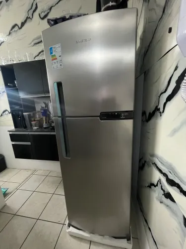 Refrigerador 375L 2 Portas Frost Free 220 Volts, Branco, Brastemp